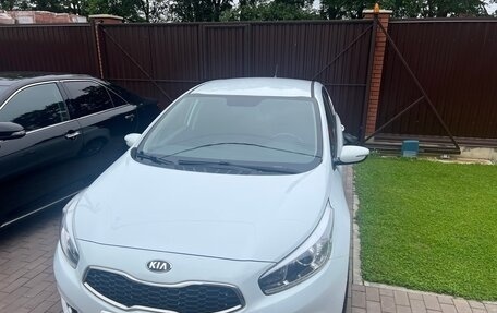 KIA cee'd III, 2013 год, 1 100 000 рублей, 2 фотография