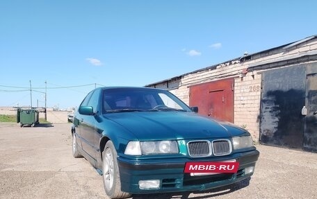 BMW 3 серия, 1994 год, 395 000 рублей, 2 фотография