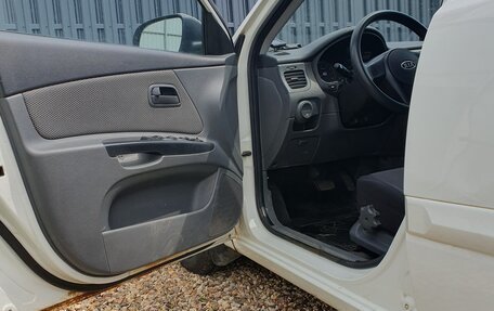 KIA Rio II, 2010 год, 630 000 рублей, 11 фотография