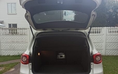 Volkswagen Tiguan I, 2010 год, 1 300 000 рублей, 7 фотография