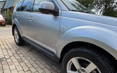 Mitsubishi Outlander III рестайлинг 3, 2008 год, 1 200 000 рублей, 2 фотография