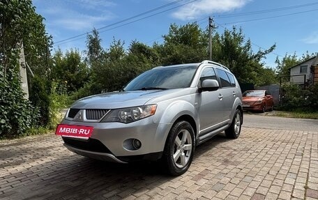 Mitsubishi Outlander III рестайлинг 3, 2008 год, 1 200 000 рублей, 6 фотография