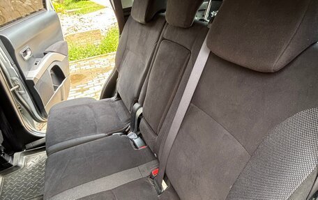 Mitsubishi Outlander III рестайлинг 3, 2008 год, 1 200 000 рублей, 19 фотография