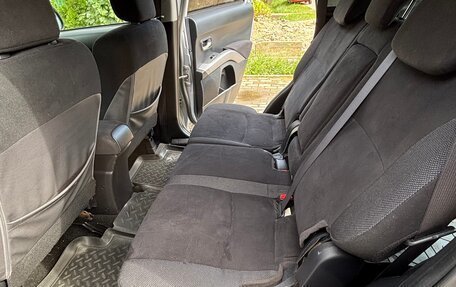 Mitsubishi Outlander III рестайлинг 3, 2008 год, 1 200 000 рублей, 18 фотография