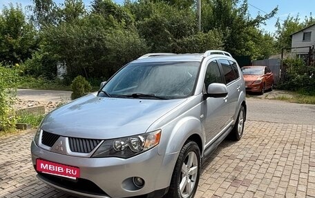 Mitsubishi Outlander III рестайлинг 3, 2008 год, 1 200 000 рублей, 7 фотография