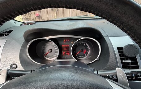 Mitsubishi Outlander III рестайлинг 3, 2008 год, 1 200 000 рублей, 23 фотография
