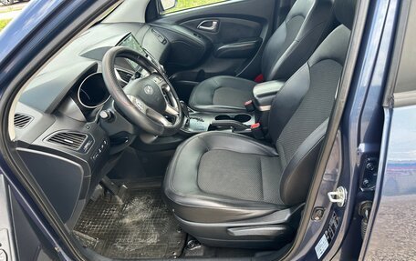 Hyundai ix35 I рестайлинг, 2010 год, 1 100 000 рублей, 10 фотография