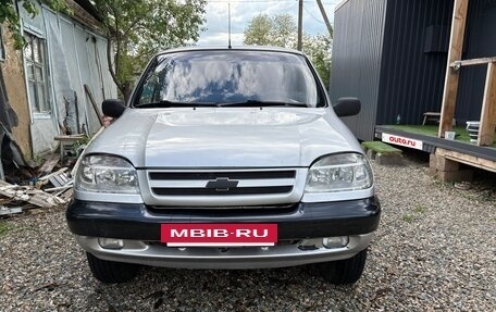 Chevrolet Niva I рестайлинг, 2003 год, 350 000 рублей, 2 фотография