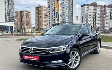 Volkswagen Passat B8 рестайлинг, 2016 год, 2 170 000 рублей, 3 фотография