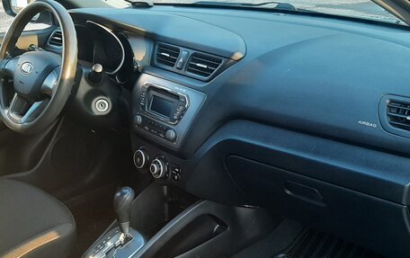 KIA Rio III рестайлинг, 2013 год, 915 000 рублей, 12 фотография