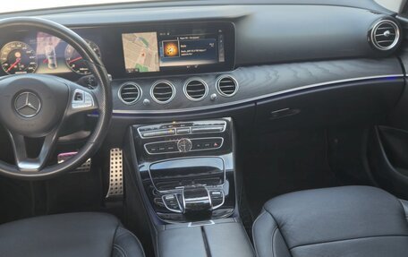 Mercedes-Benz E-Класс, 2016 год, 3 790 000 рублей, 16 фотография