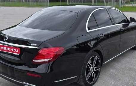 Mercedes-Benz E-Класс, 2016 год, 3 790 000 рублей, 5 фотография