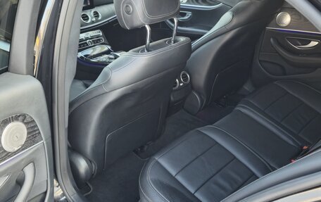 Mercedes-Benz E-Класс, 2016 год, 3 790 000 рублей, 19 фотография