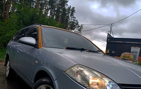 Nissan Wingroad III, 2002 год, 230 000 рублей, 8 фотография