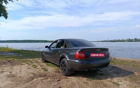 Audi A4, 1995 год, 410 000 рублей, 15 фотография