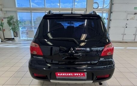 Mitsubishi Outlander III рестайлинг 3, 2007 год, 870 000 рублей, 4 фотография