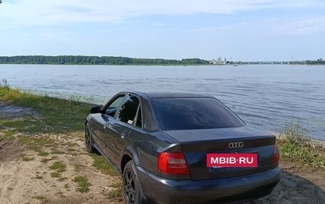 Audi A4, 1995 год, 410 000 рублей, 7 фотография