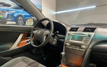 Toyota Camry, 2010 год, 1 525 000 рублей, 14 фотография