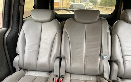 KIA Carnival III, 2008 год, 910 000 рублей, 10 фотография