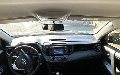 Toyota RAV4, 2015 год, 2 200 000 рублей, 5 фотография