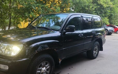 Toyota Land Cruiser 100 рестайлинг 2, 1998 год, 1 700 000 рублей, 8 фотография