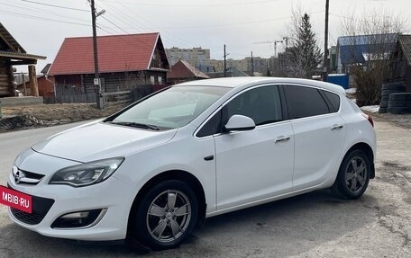 Opel Astra J, 2012 год, 760 000 рублей, 6 фотография