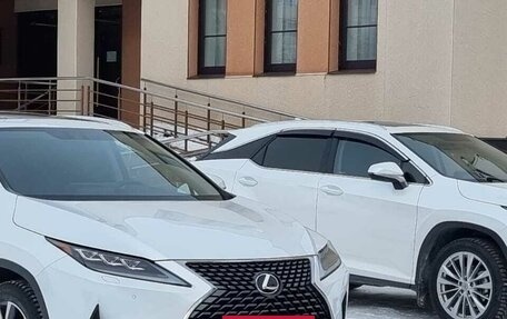 Lexus RX IV рестайлинг, 2019 год, 5 950 000 рублей, 2 фотография
