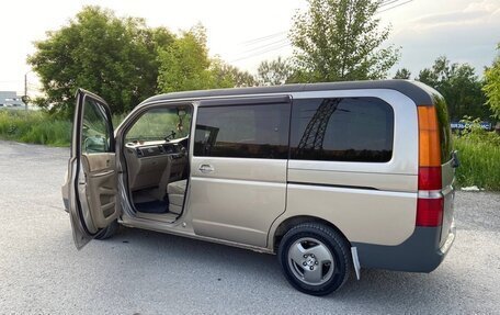 Honda Stepwgn II рестайлинг, 2001 год, 720 000 рублей, 6 фотография