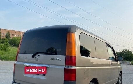 Honda Stepwgn II рестайлинг, 2001 год, 720 000 рублей, 4 фотография