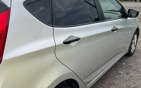 Hyundai Solaris II рестайлинг, 2015 год, 1 150 000 рублей, 3 фотография