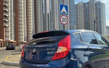 Hyundai Solaris II рестайлинг, 2015 год, 900 000 рублей, 6 фотография