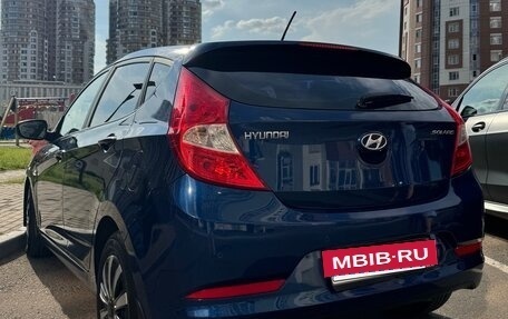 Hyundai Solaris II рестайлинг, 2015 год, 900 000 рублей, 4 фотография