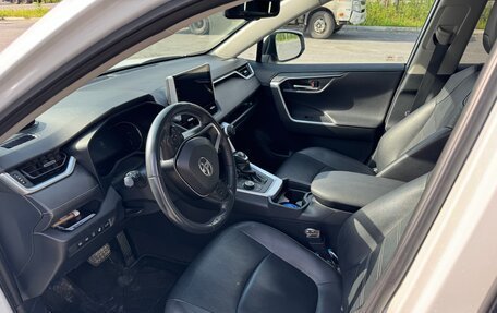 Toyota RAV4, 2020 год, 3 600 000 рублей, 3 фотография