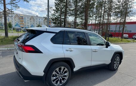 Toyota RAV4, 2020 год, 3 600 000 рублей, 7 фотография