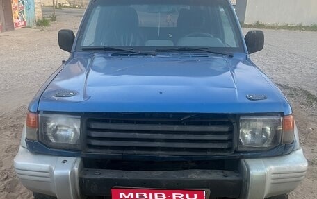 Mitsubishi Pajero III рестайлинг, 1993 год, 400 000 рублей, 1 фотография
