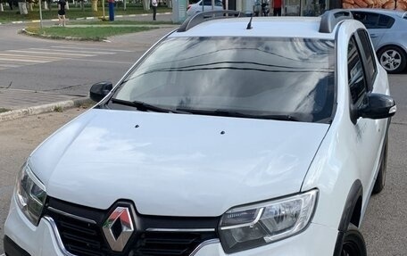 Renault Sandero II рестайлинг, 2019 год, 850 000 рублей, 1 фотография