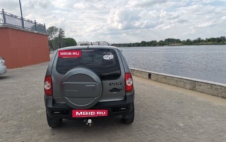 Chevrolet Niva I рестайлинг, 2010 год, 480 000 рублей, 2 фотография