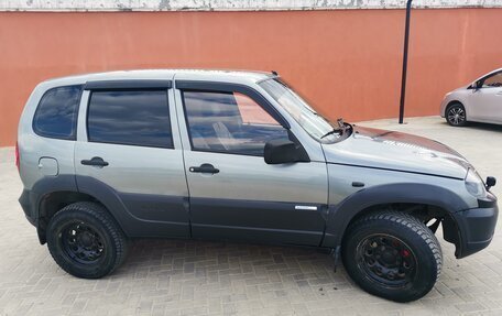 Chevrolet Niva I рестайлинг, 2010 год, 480 000 рублей, 15 фотография