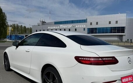 Mercedes-Benz E-Класс, 2019 год, 4 200 000 рублей, 6 фотография