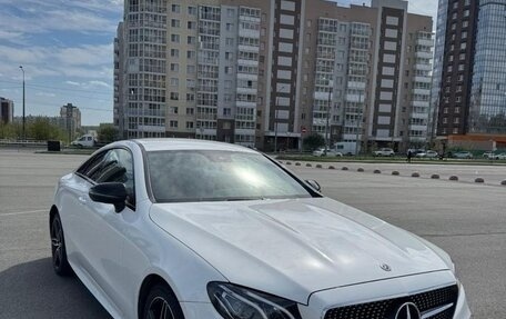 Mercedes-Benz E-Класс, 2019 год, 4 200 000 рублей, 9 фотография