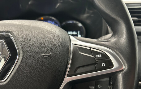 Renault Logan II, 2019 год, 1 099 000 рублей, 23 фотография