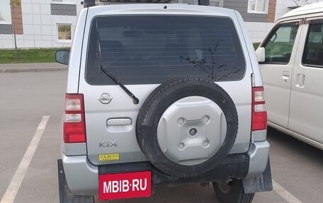 Nissan Kix, 2011 год, 650 000 рублей, 2 фотография