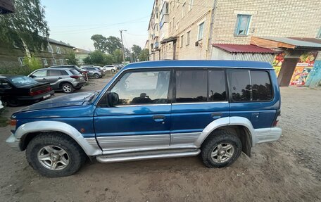 Mitsubishi Pajero III рестайлинг, 1993 год, 400 000 рублей, 3 фотография