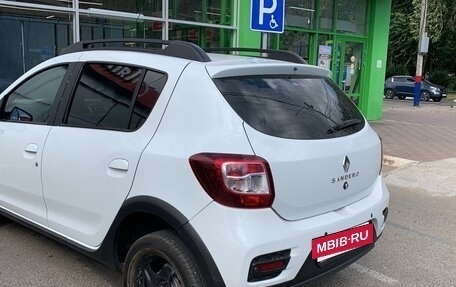 Renault Sandero II рестайлинг, 2019 год, 850 000 рублей, 2 фотография