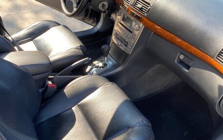 Toyota Avensis III рестайлинг, 2006 год, 899 999 рублей, 14 фотография