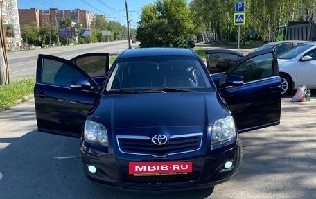 Toyota Avensis III рестайлинг, 2006 год, 899 999 рублей, 18 фотография
