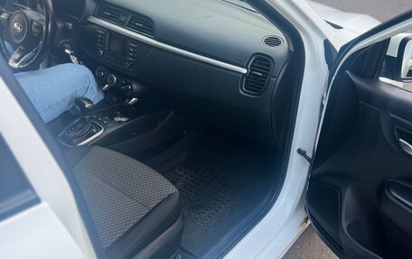 KIA Rio IV, 2017 год, 1 180 000 рублей, 11 фотография