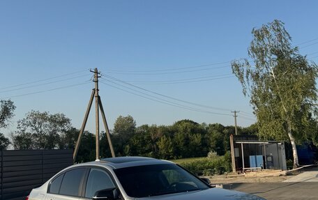 BMW 3 серия, 2018 год, 1 950 000 рублей, 3 фотография