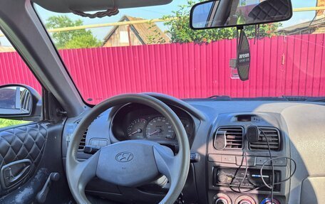 Hyundai Accent II, 2005 год, 245 000 рублей, 13 фотография