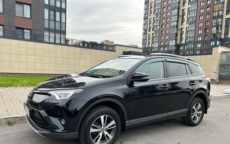 Toyota RAV4, 2018 год, 2 334 000 рублей, 3 фотография